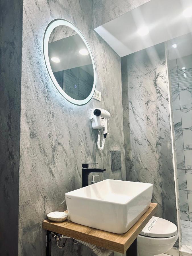 Stay Inn Central Brasov Ap 4 Bagian luar foto