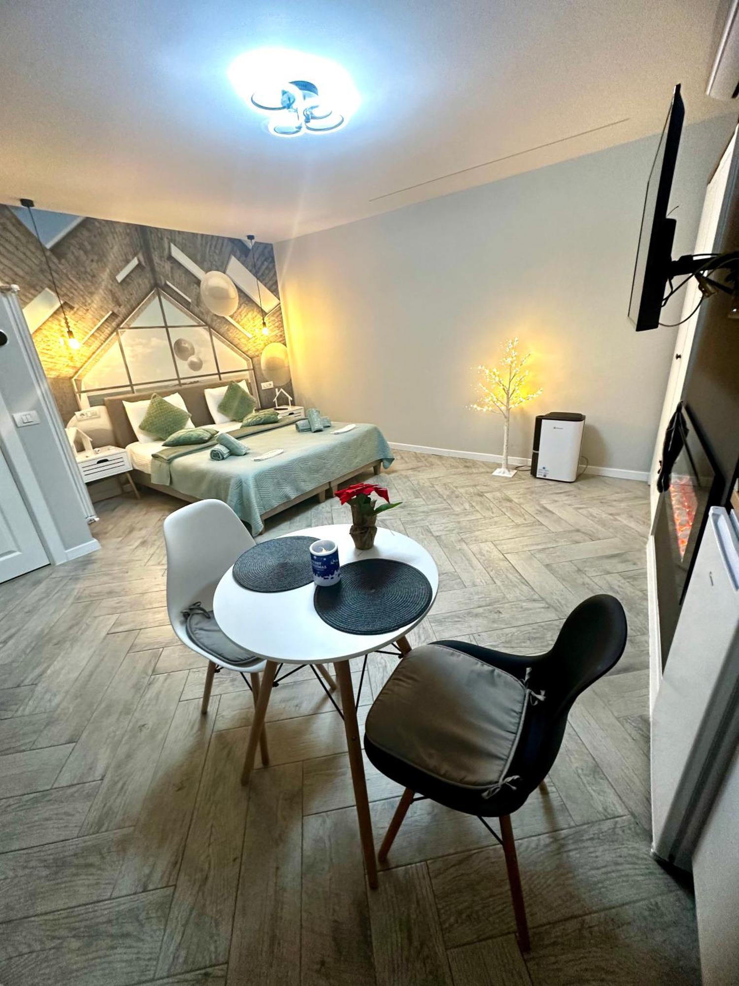 Stay Inn Central Brasov Ap 4 Bagian luar foto