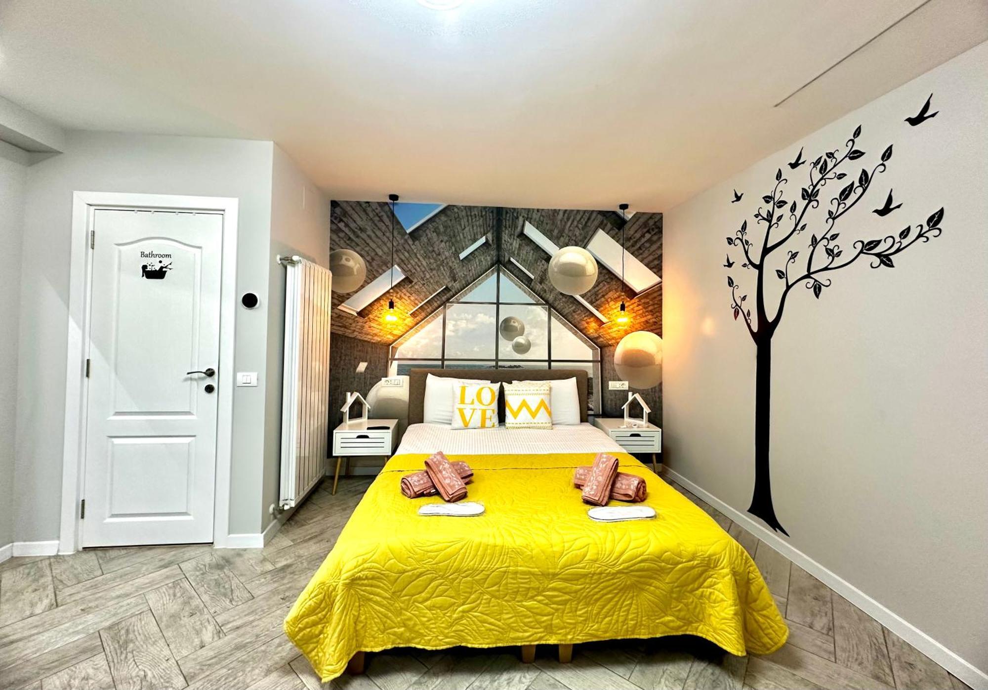 Stay Inn Central Brasov Ap 4 Bagian luar foto
