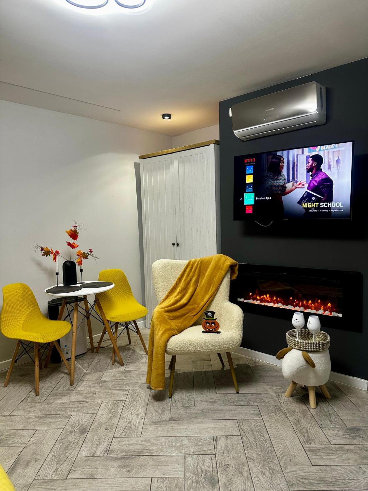 Stay Inn Central Brasov Ap 4 Bagian luar foto